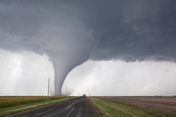 Best chase ever: Dodge City tornadofest of May 24, 2016 - ustornadoes.com